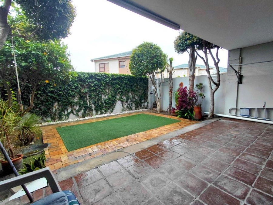 1 Bedroom Property for Sale in Whispering Pines Western Cape